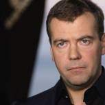 Дмитрий Медведев выразил соболезнования семьям погибших на пожаре в ТЦ «Адмирал» 