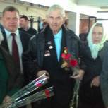 Грачевские единороссы наградили ветеранов юбилейными медалями