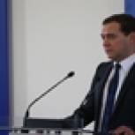 Развитие сети госаптек позволит влиять на цены на лекарства – Медведев