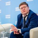 «Единая Россия» берет под контроль выполнение решений Форума соцработников