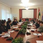 Депутаты фракции "Единая Россия" в Законодательном Собрании Калужской области приняли решение о сборе средств для пострадавших во время пожара в Забайкалье и Хакасии