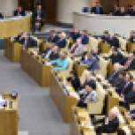 Медведев гарантирует стабильную выплату зарплат и пенсий