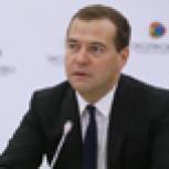  Дмитрий Медведев отметил татарстанских чиновников за помощь в Крыму
