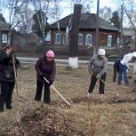 В Кривошенском районе прошел субботник