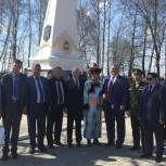 Депутаты «Единой России» приняли участие в «Вахте памяти» в Кузовлево