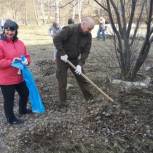 Асбестовские партийцы взяли шефство над памятников Победы