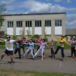 Петушинские молодогвардейцы провели для школьников уроки современных танцев