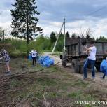 Сосногорские единороссы продолжили череду общегородских субботников совместно с волонтёрским корпусом Сосногорска
