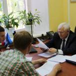 Владимир Поневежский провел приём граждан в Сыктывкаре