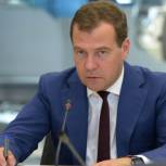 "Единую Россию" на выборы поведет Медведев