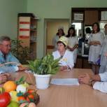 Саратовские партийцы провели мониторинг больницы