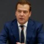 Россия не будет замещать импорт любой ценой - Медведев