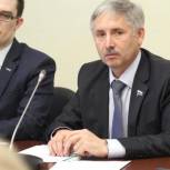 Партия следит за пробемой исполнения региональных законов