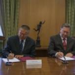 Губернатор Курской области подписал важное соглашение с министром экономразвития