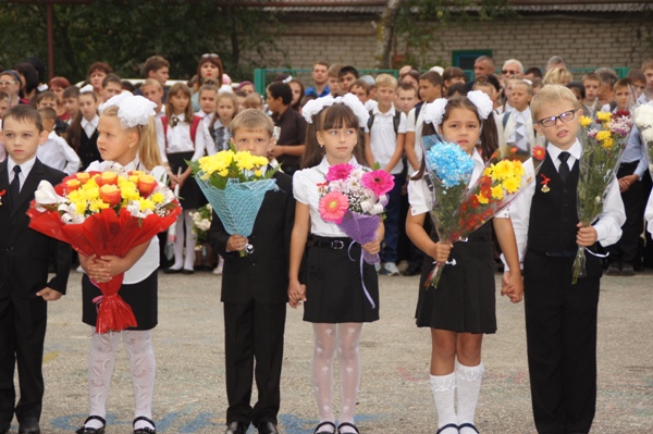 Погода в ст барсуковской. Станица Барсуковская МОУ СОШ 6. Школа Барсуковская Кочубеевский район. Барсуковская Ставропольский край школа. Станица Барсуковская школа номер 6.