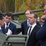 Предприятия ОПК становятся локомотивами инноваций - Медведев