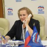 На многоканальный телефон «горячей линии» «Единой России» продолжают поступать звонки от жителей Новосибирской области 