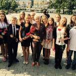 Рима Баталова дала напутствие школьникам из Луганской и Донецкой народных республик