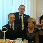 Оксана Бондарь поздравила ветеранов Сокола с Днем пожилого человека