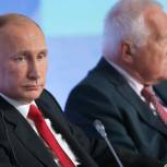 Путин призывает к политическому диалогу в Сирии