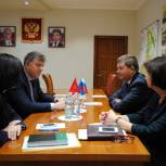В Павлово-Посадском парке активно ведутся работы по благоустройству