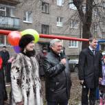 Партия построила для детей игровую площадку в Уфе