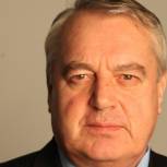 Виктор Антонов: Дефицит врачебных кадров - проблема государственная