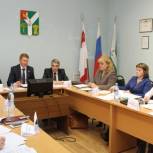 Перспективы развития межбюджетных отношений в Междуреченском районе обсудили депутаты Законодательного Собрания области