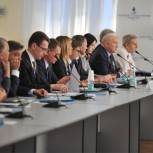 Единороссы обсудили принципы формирования политической системы