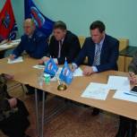 Хасынцы на приеме  обратились к единороссам