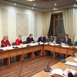 Депутаты Законодательного Собрания области на ближайшей сессии вернутся к рассмотрению основных параметров регионального бюджета на 2016 год