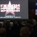 Военнослужащим по призыву одной из воинских частей Петропавловска рассказали о патриотических проектах «Молодой Гвардии Единой России»