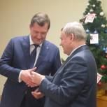 Ряды «Единой России» пополнились нефтяниками 