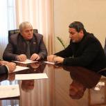 Депутат Парламента ЧР провел прием граждан в Ачхой-Мартановском муниципальном районе