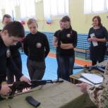 В Кирове в рамках партпроекта прошли соревнования по пулевой стрельбе 