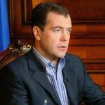 Медведев дал правительству неделю на доработку антикризисного плана