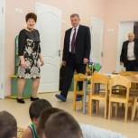 Анатолий Артамонов открыл новое здание детского сада в посёлке Детчино Малоярославецкого района