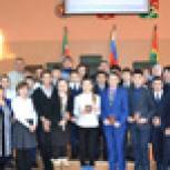Юным жителям Апастово торжественно вручили паспорта