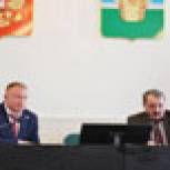 Дмитрий Иванов провел совещание с секретарями первичных отделений