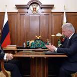 Путин: Власти должны своевременно реагировать на изменения на рынке труда