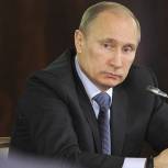 Путин пообещал всестороннюю поддержку автомобилестроителям «КамАЗа»
