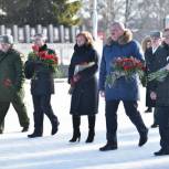  Руководство и депутаты Государственного Совета приняли участие в мероприятиях, посвященных Дню памяти о россиянах, исполнивших служебный долг за пределами Отечества