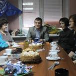 Акция "Красота к празднику" стартовала в Октябрьском районе