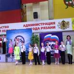 Единороссы приветствовали юных участников танцевального турнира