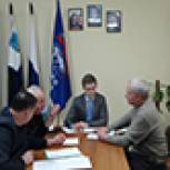 Михаил Савченко провел прием граждан в п. Красная Яруга