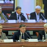 Вячеслав Макаров поприветствовал участников Петербургского образовательного форума