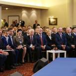 Медведев считает предвыборные дебаты нелегким, но бесценным опытом