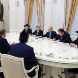 Путин: Еврейские организации способствуют внутриполитической стабилизации в России