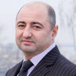 Александр Вайнберг поздравил представителей муниципального сообщества с профессиональным праздником