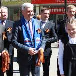 Более 150 тысяч лент будет роздано южноуральскими партийцами в честь Дня Победы